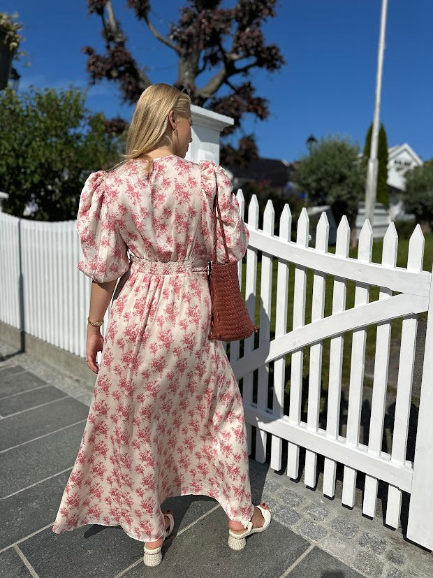 Kikka Wild Rose Dress