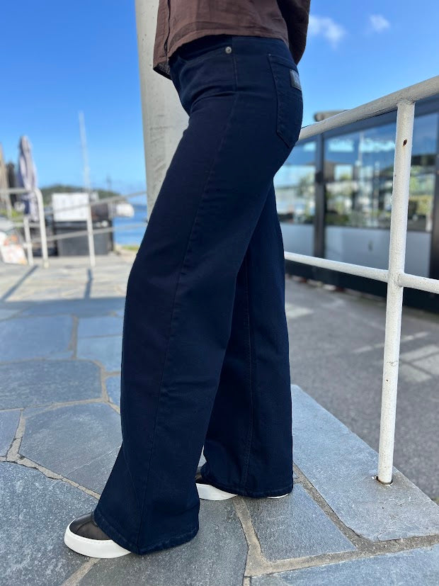 2142 Palazzo Night blue rinse