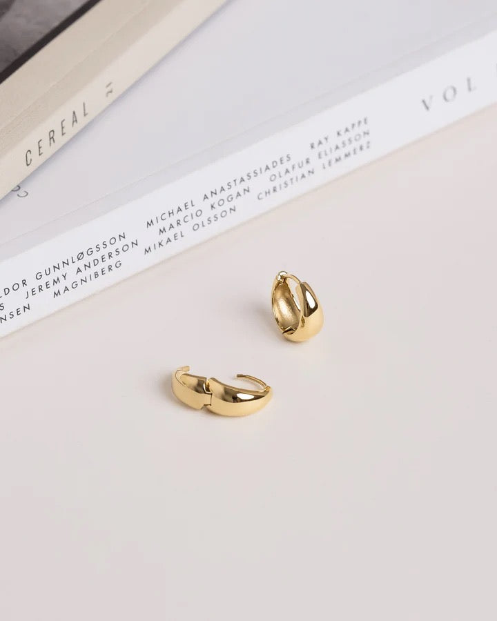Bold Hoops Gold Medium
