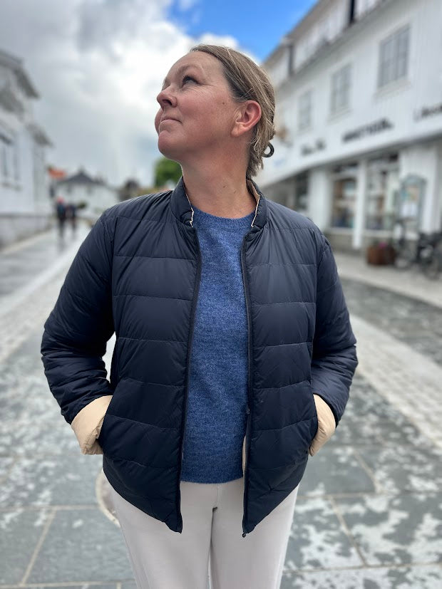 Lila Reversible Jacket