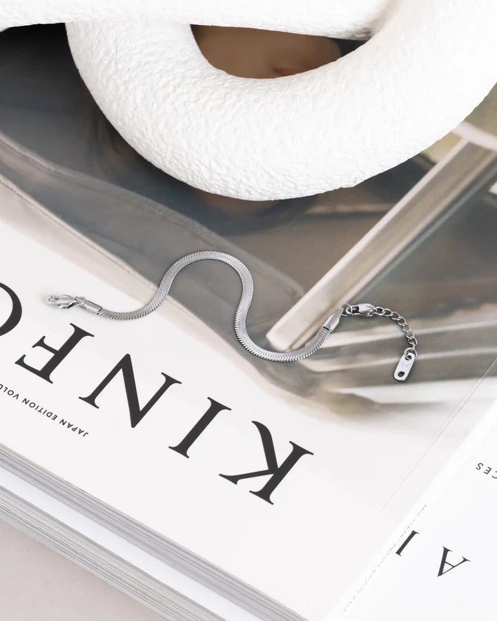 Thin Snake Bracelet Silver Small