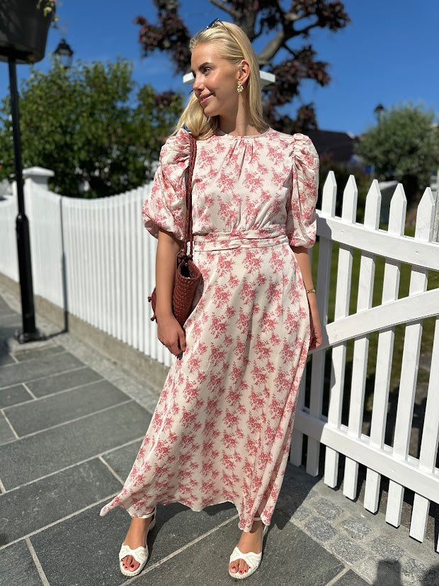 Kikka Wild Rose Dress