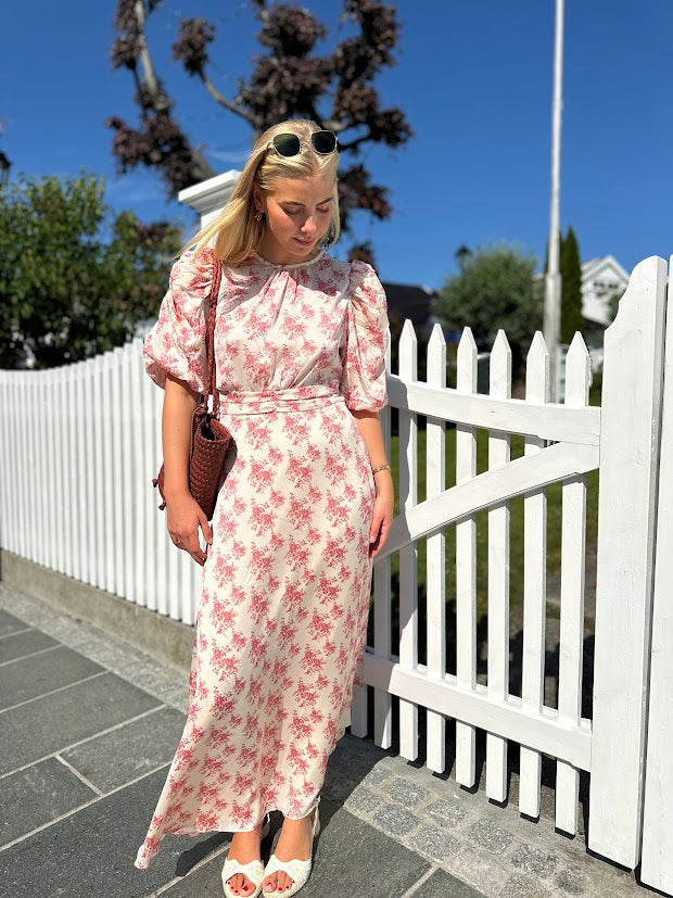 Kikka Wild Rose Dress
