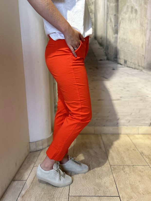 Stella Chino Cropped