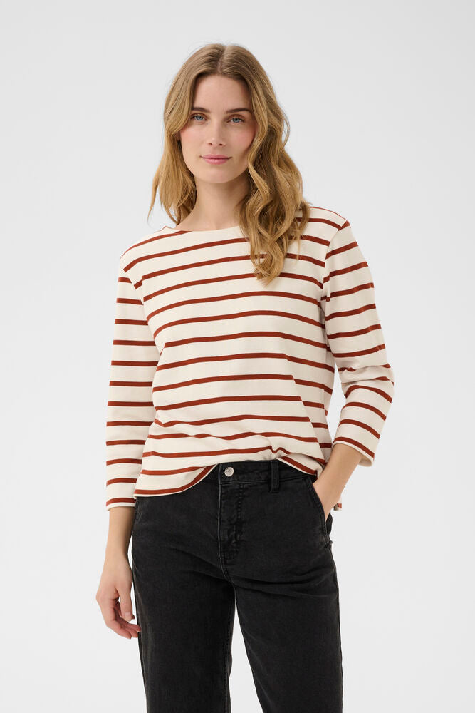 Nela TShirt eggnog roasted