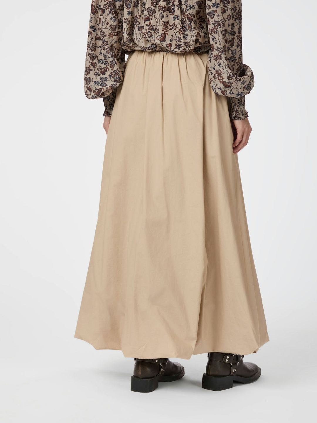 Ober long baloon skirt
