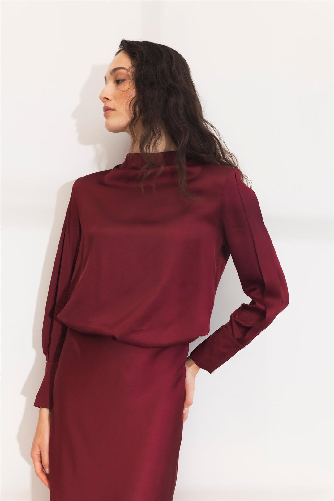 arlene blouse dark red