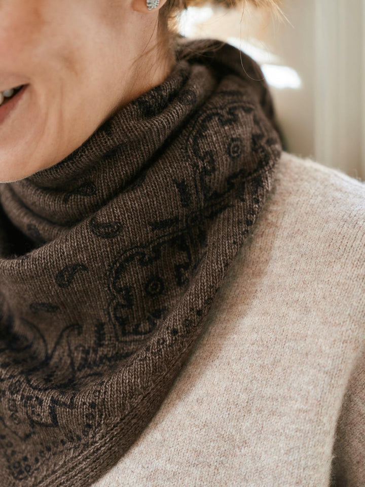 Lolana paisley knit scarf brown melange