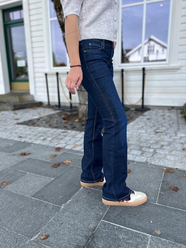 Flap Pocket Jessica