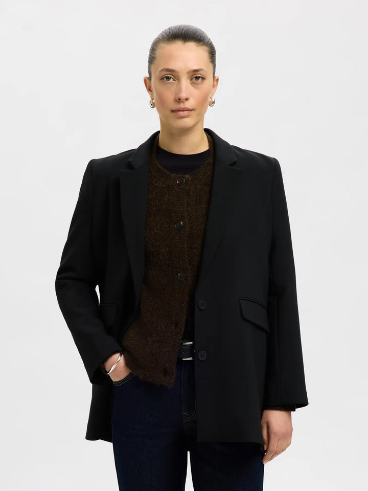 LULU KNIT SHORT CARDIGAN