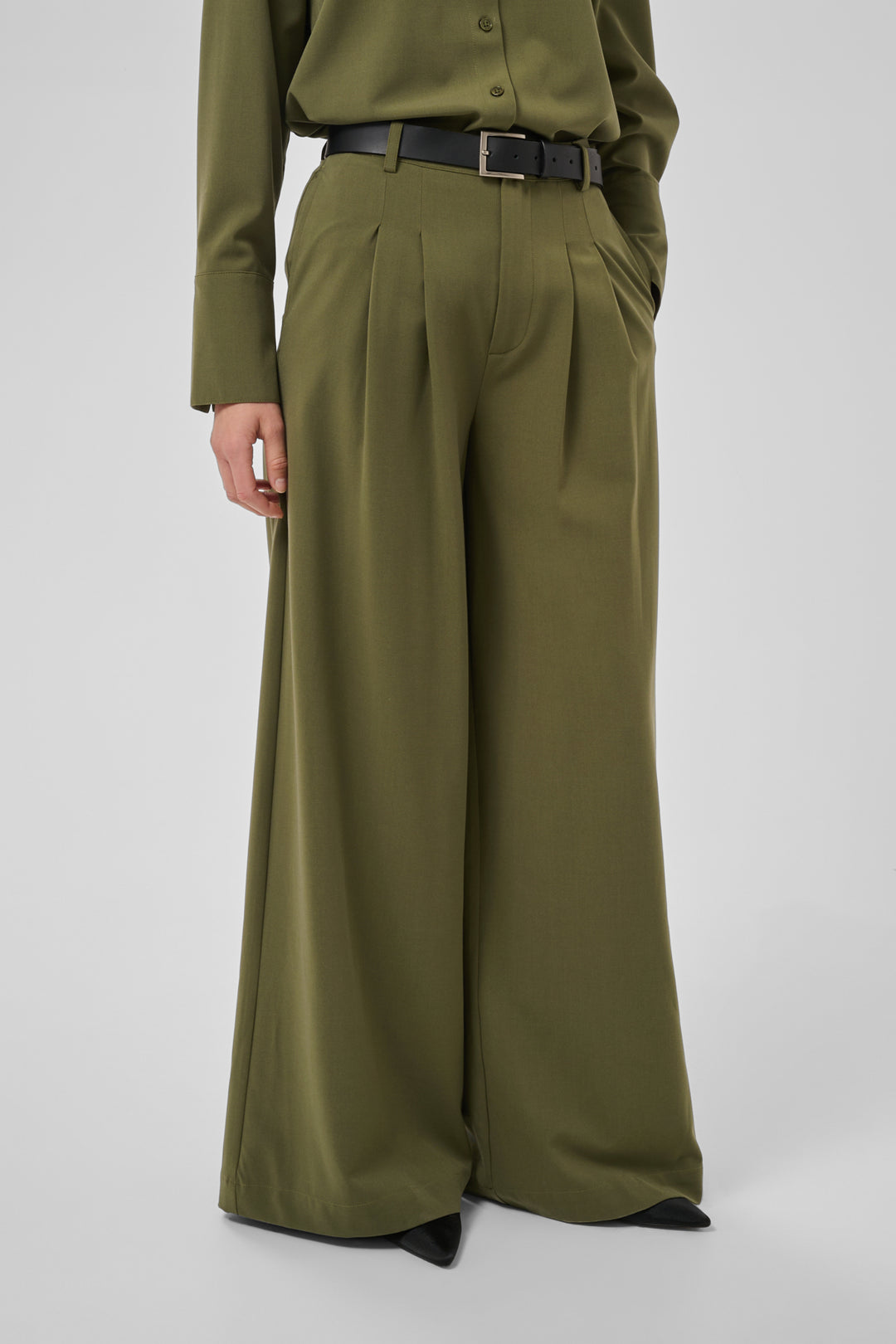 Hace high wide pant olive