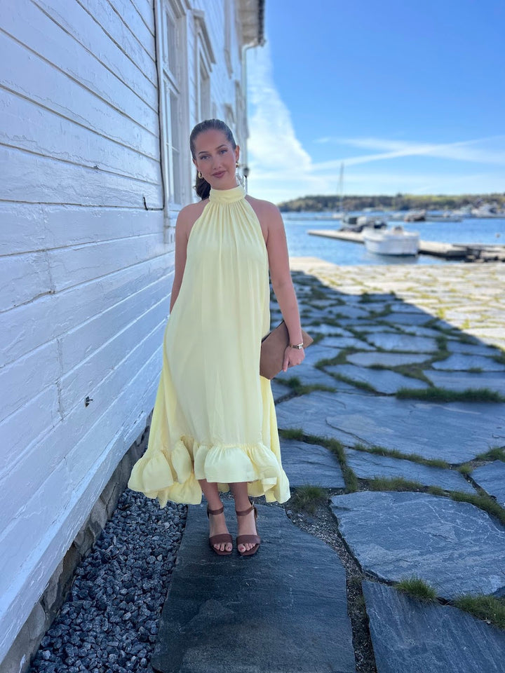 Sabrina Halterneck Ruffled