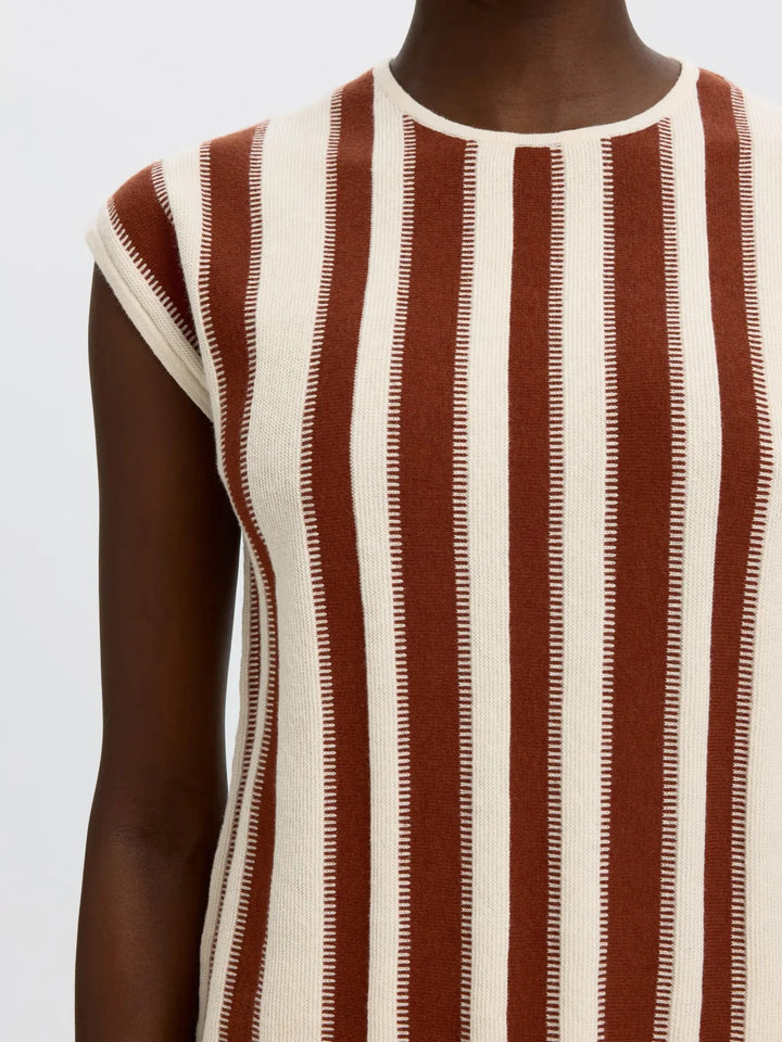 Lina Knit O- Neck