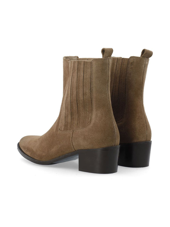 Biacarol chelsea boot oily suede sand