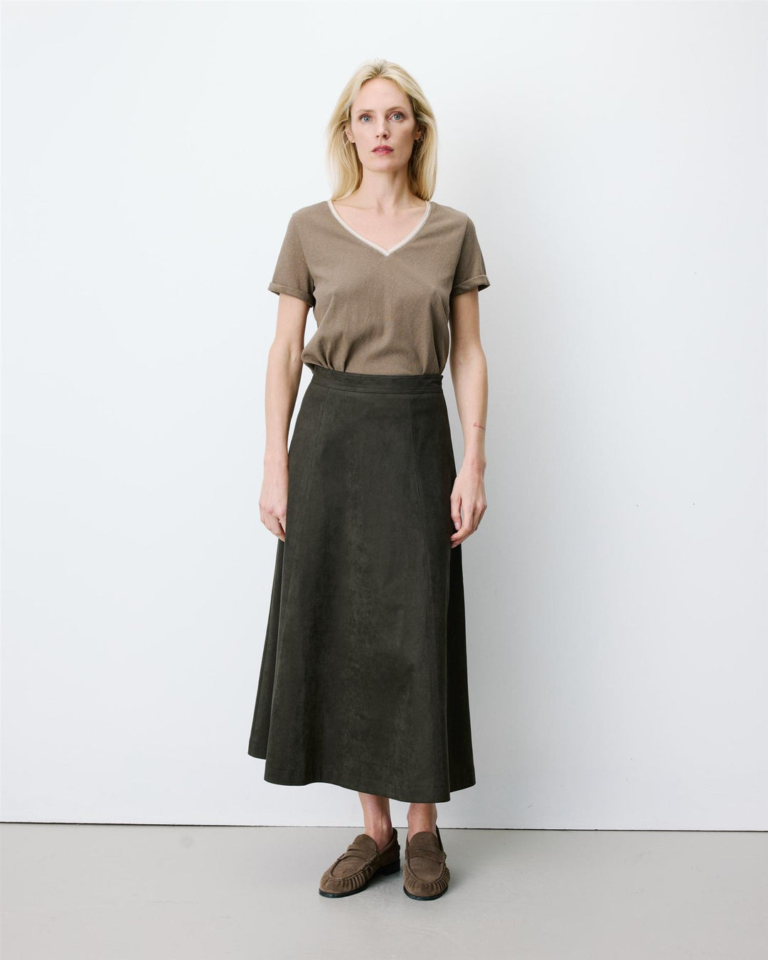Ariana Flared maxi suede effect skirt