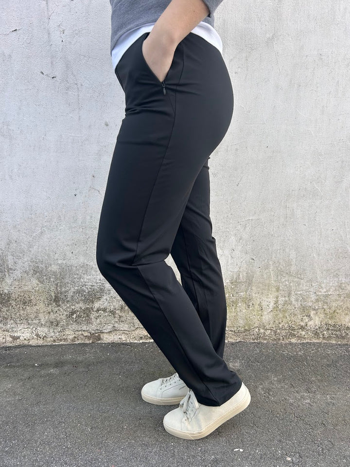 Asana Slim Pant