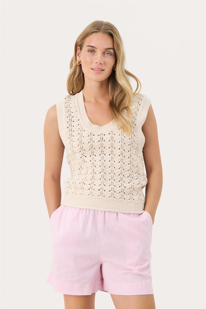 Radka Vest