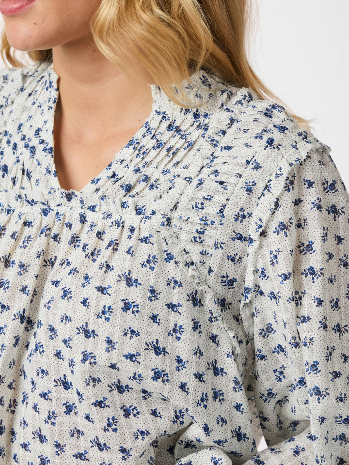 Nipoa Dot Flower Blouse