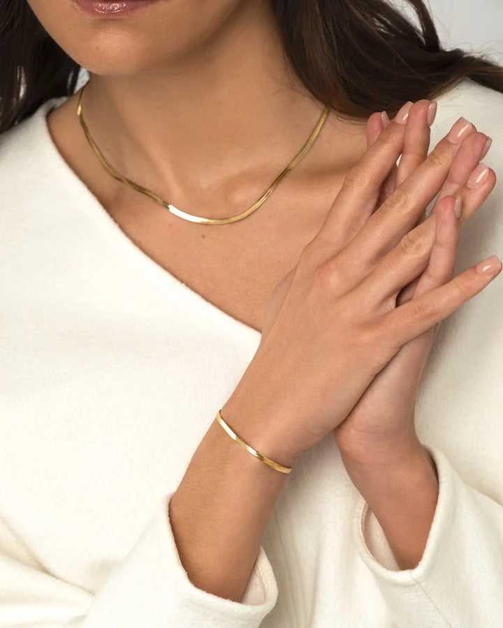 Thin snake bracelet gold small