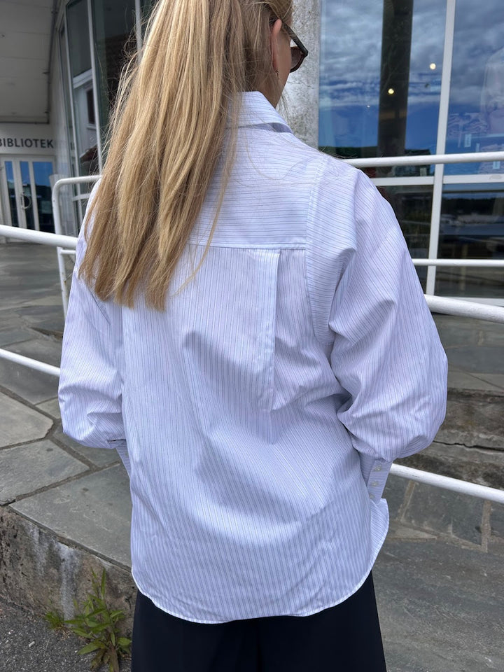 Anne striped, satin stripe