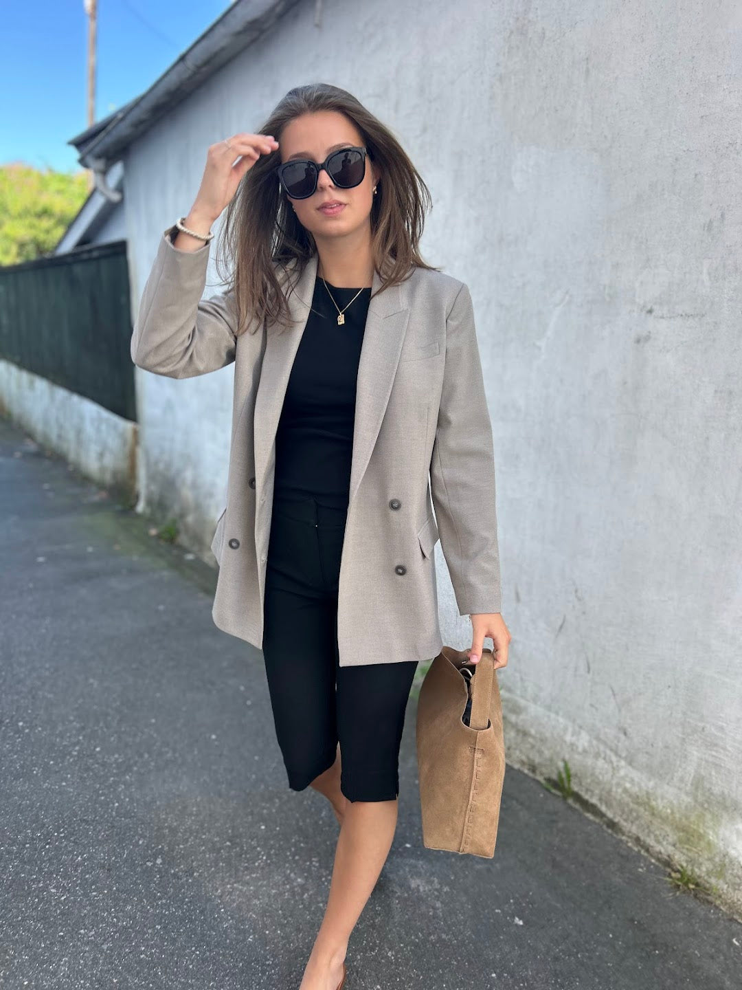 Clara Capri 285