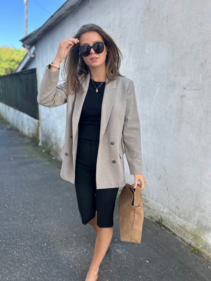 Clara Capri 285