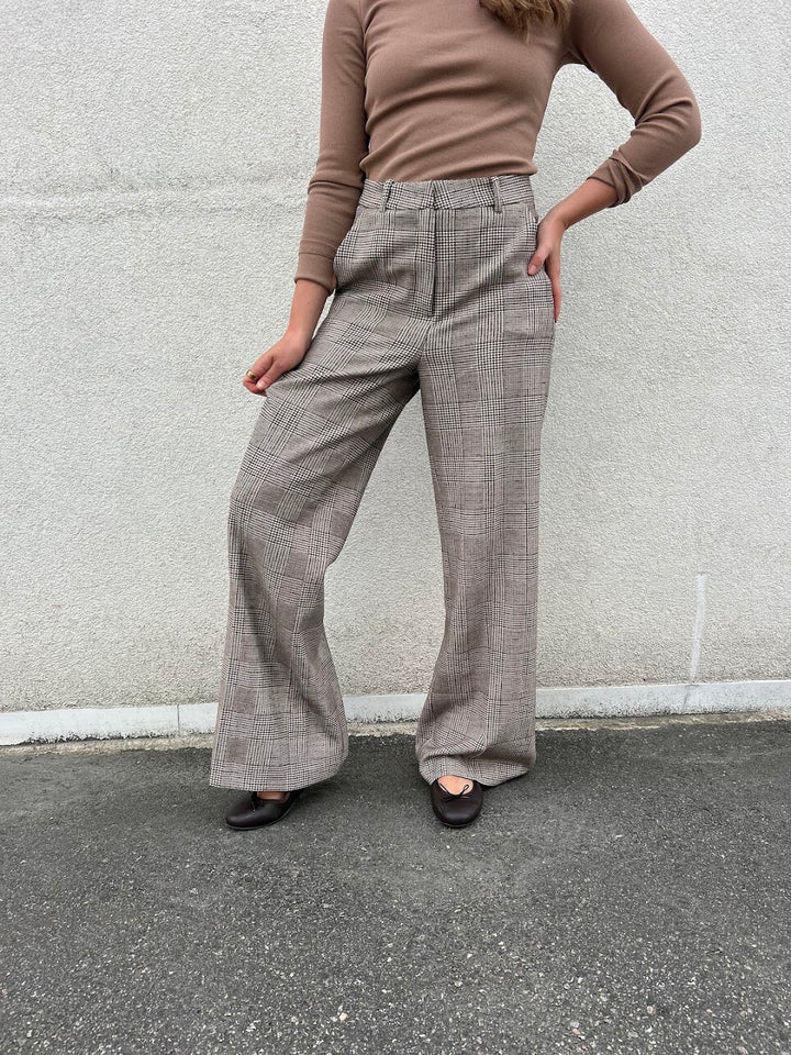 Alexis wool turtle brown