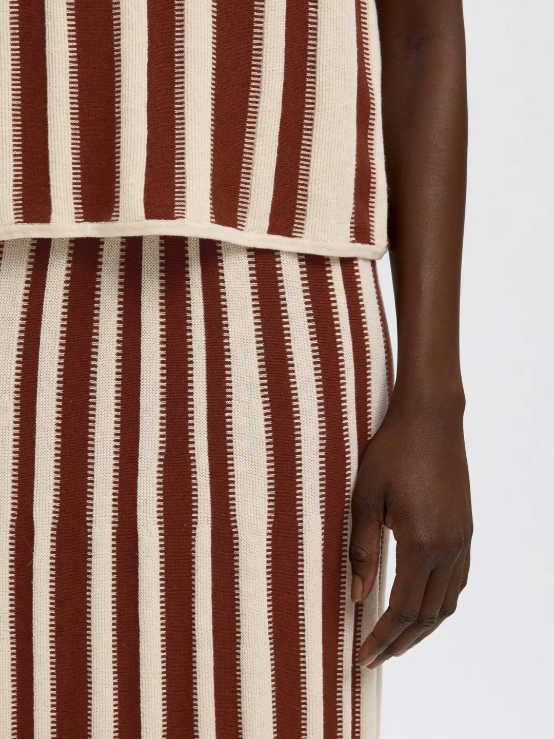 Lina knit long skirt birch cherry