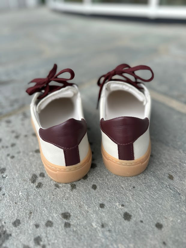 Kohia Sneakers