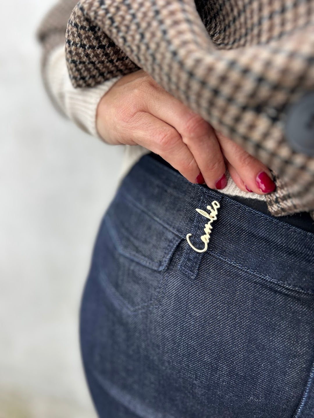Fabienne pocket cropped