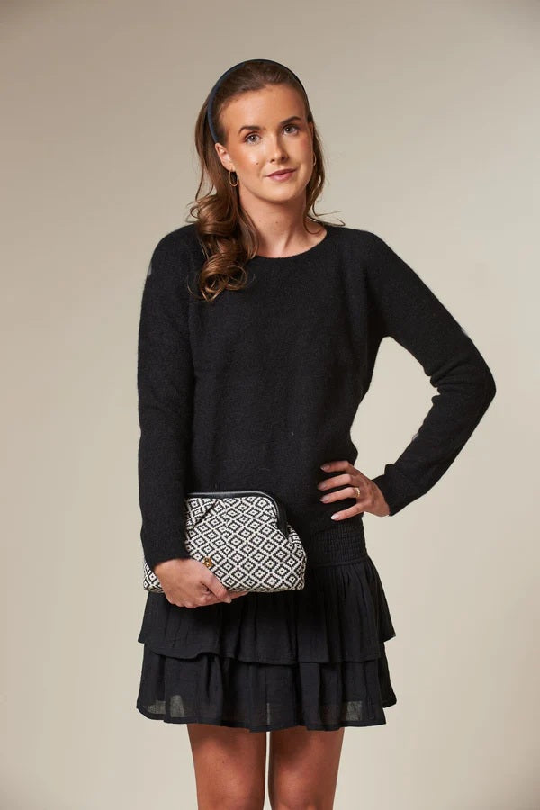 Jacquard Clutch Black Combo
