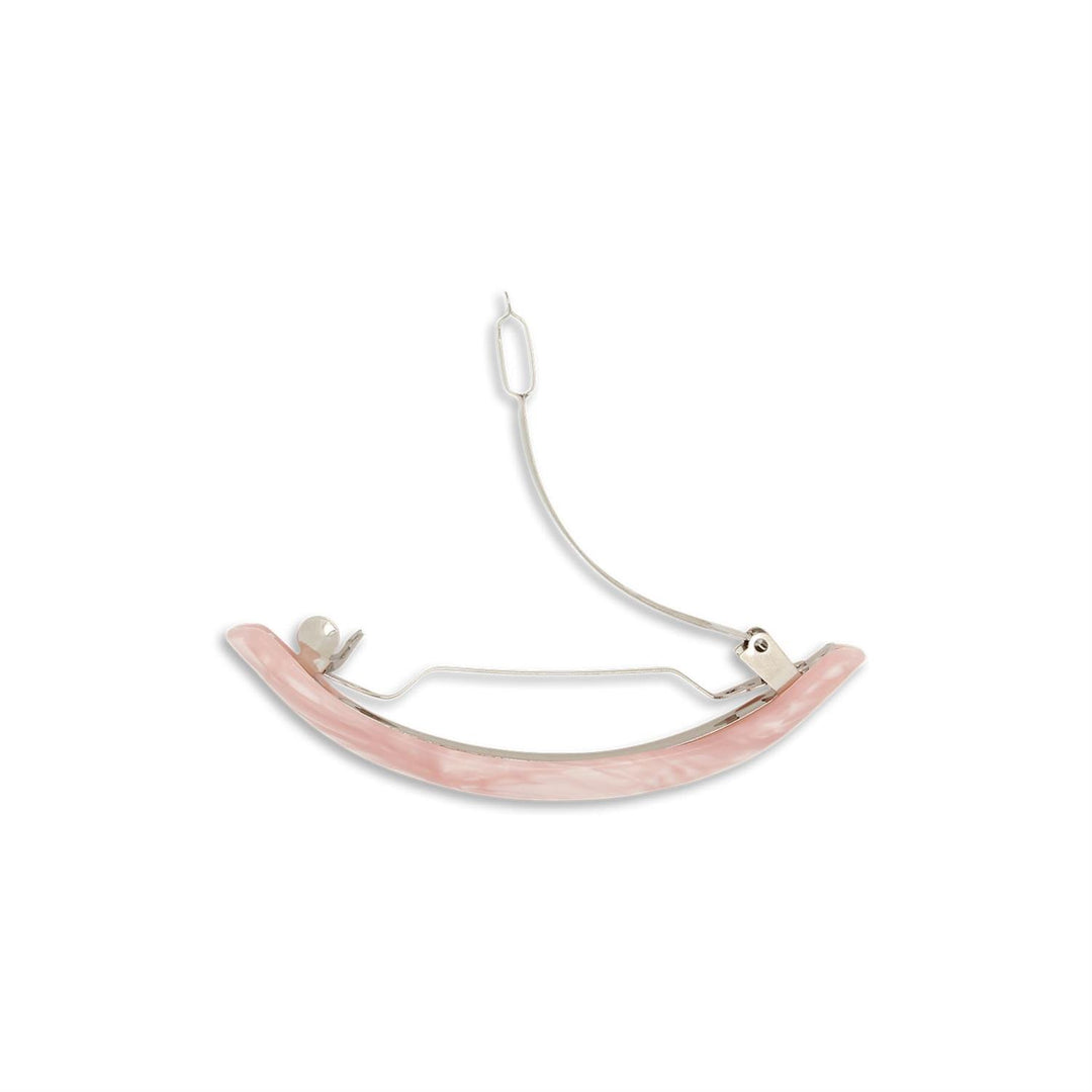 Curved soft serve clip