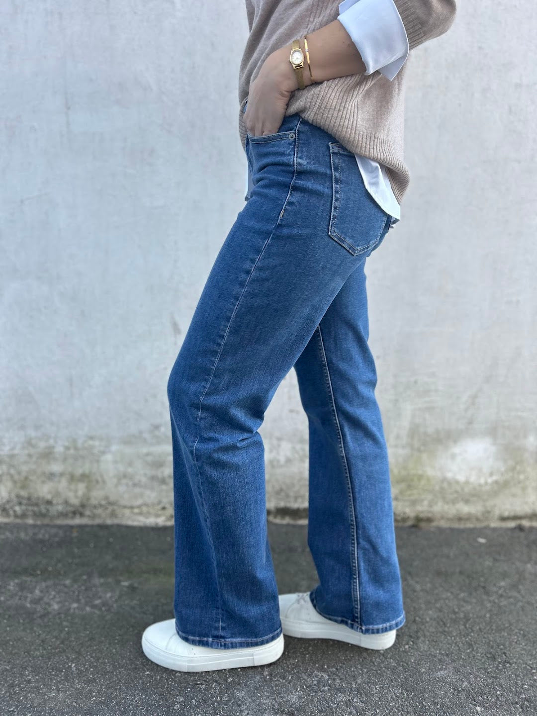 Relaxed Comfort Denim Jeans