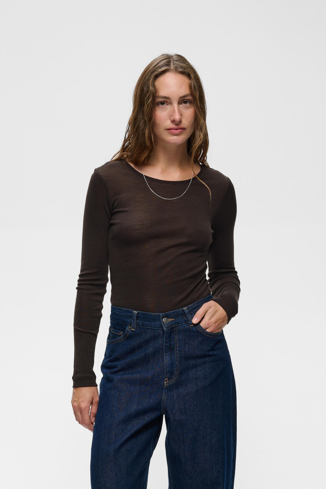 fang tshirt chocolate brown
