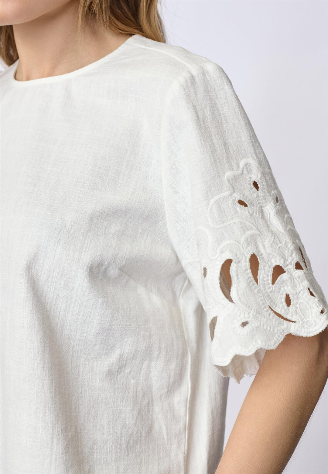 Lita Linen Emb Blouse