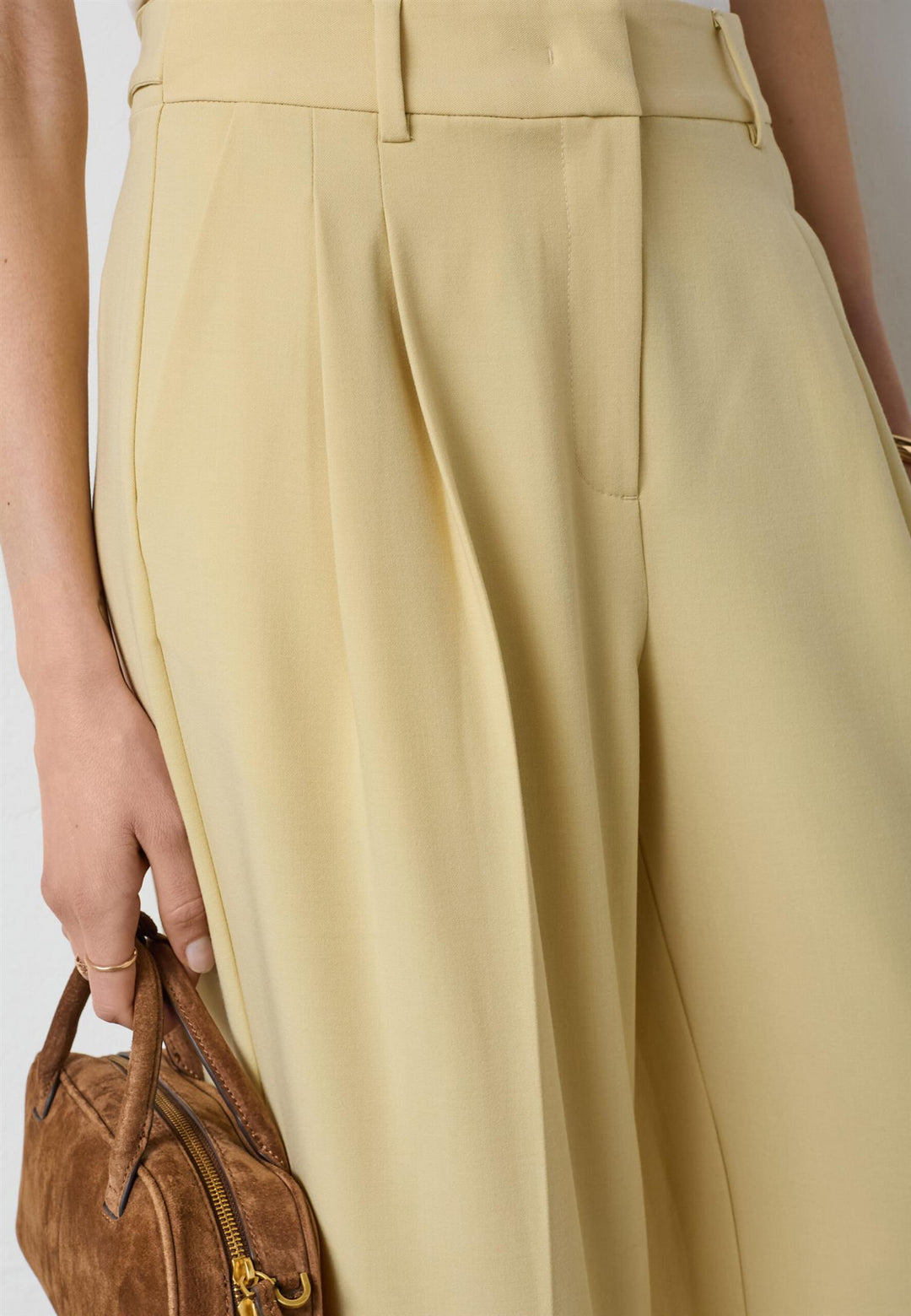 Nilan Pleat Pant