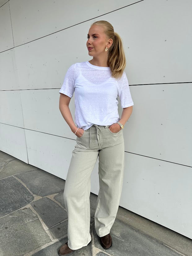 Ingeborg T-Skjorte