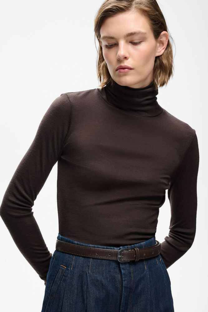 fang rollneck chocolate brown