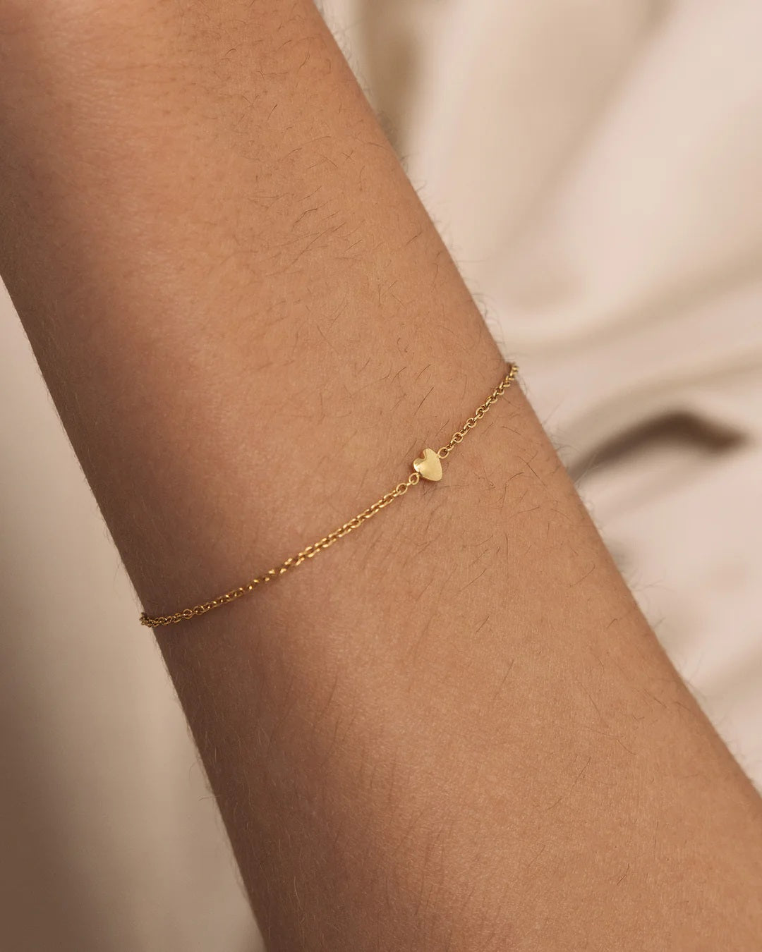 Sweetheart Gold Medium Bracelet