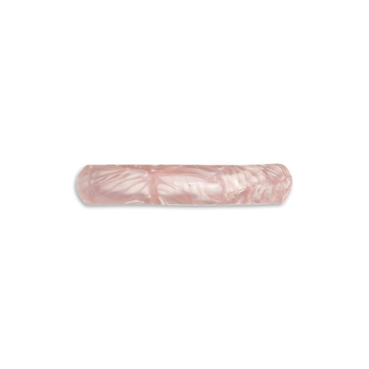Curved soft serve clip