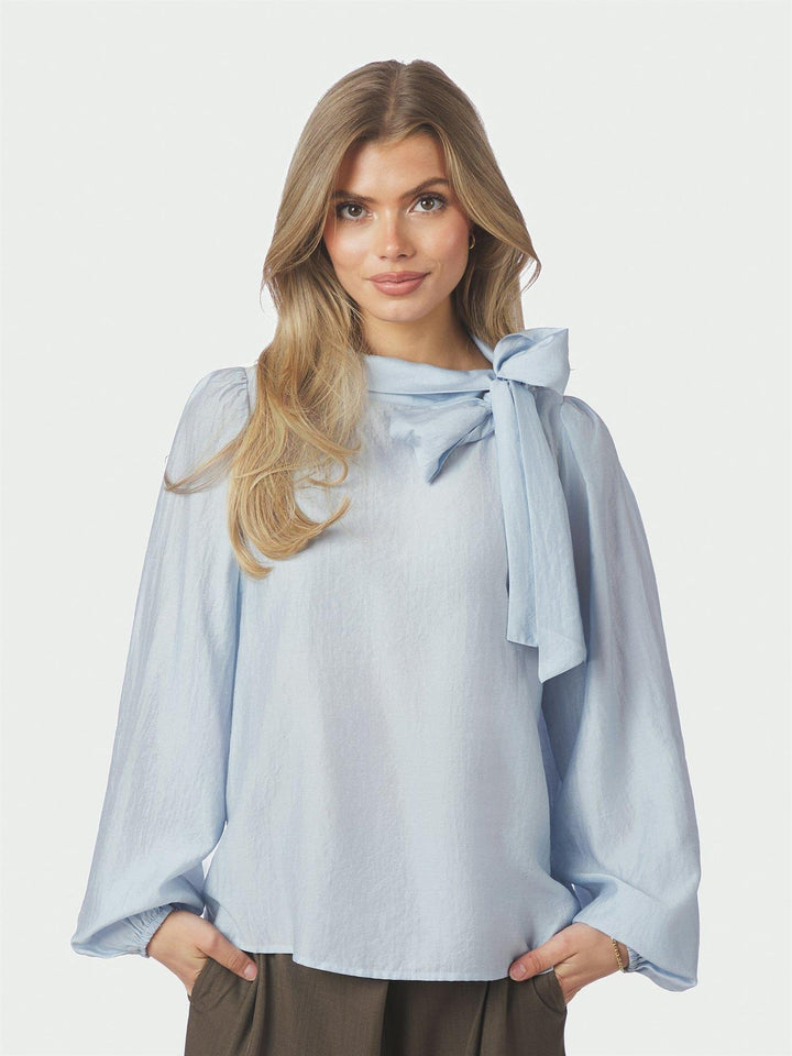 Selene Crisp Blouse