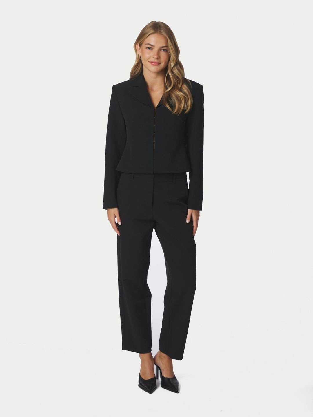 Leanne suit blazer black