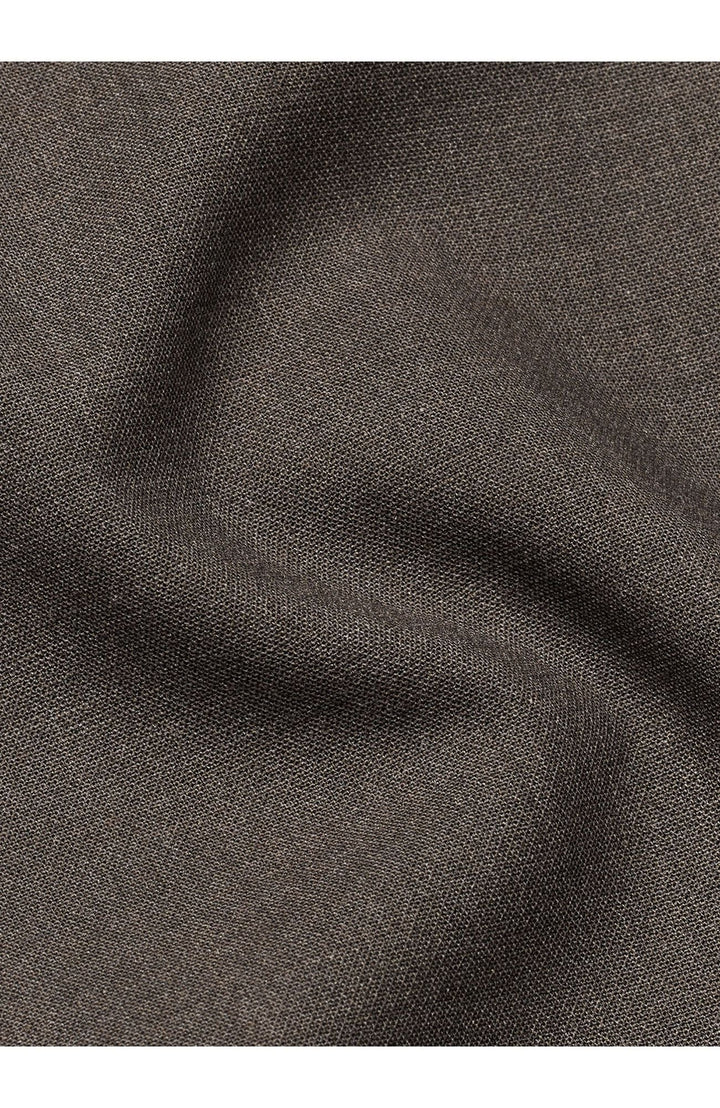 Clara 826 Regular