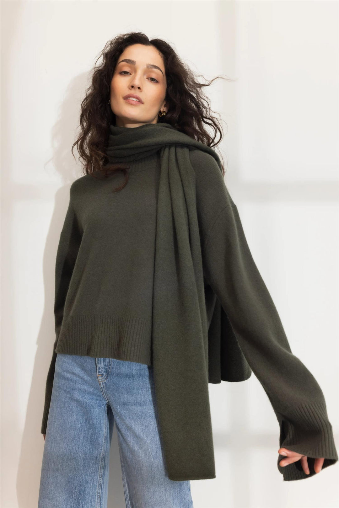 babette scarf olive