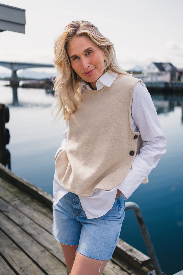 Ina Emma Vest
