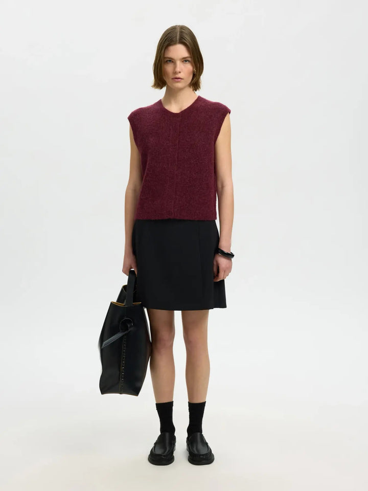 Lulu button o-neck vest tawny port