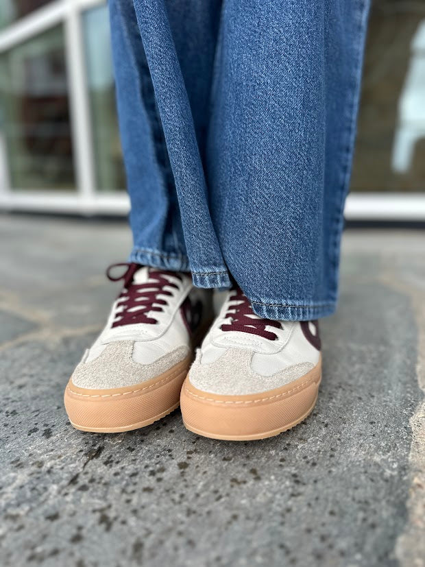 Kohia Sneakers