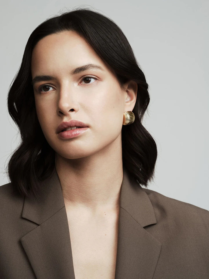 Mockberg Retro Ribbed Gold Earring