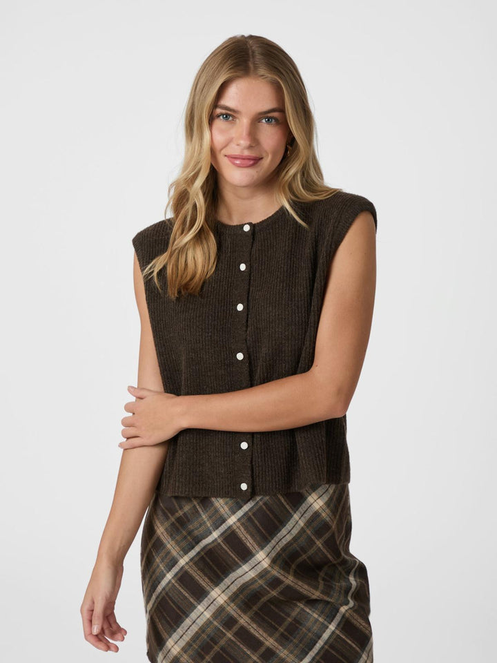 Everest knit vest