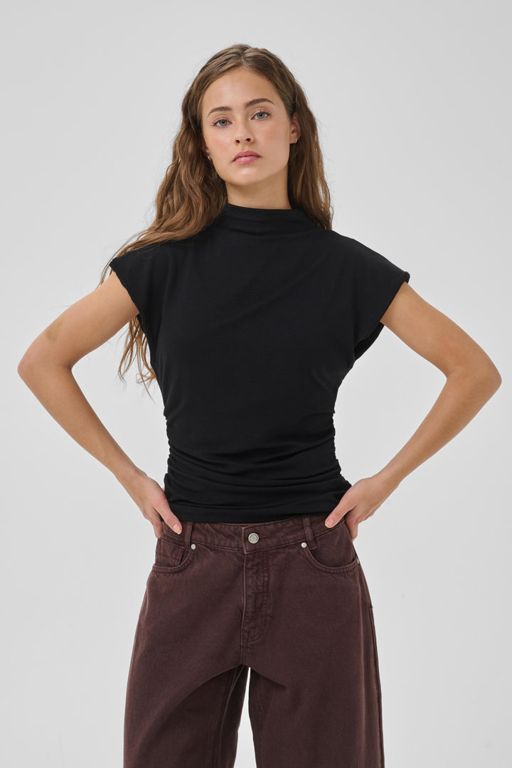 Giggo top black